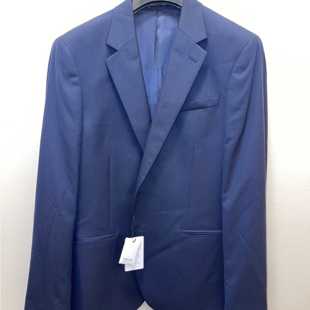 Reiss New With Tags Men’s Classic Navy Suit Jacket